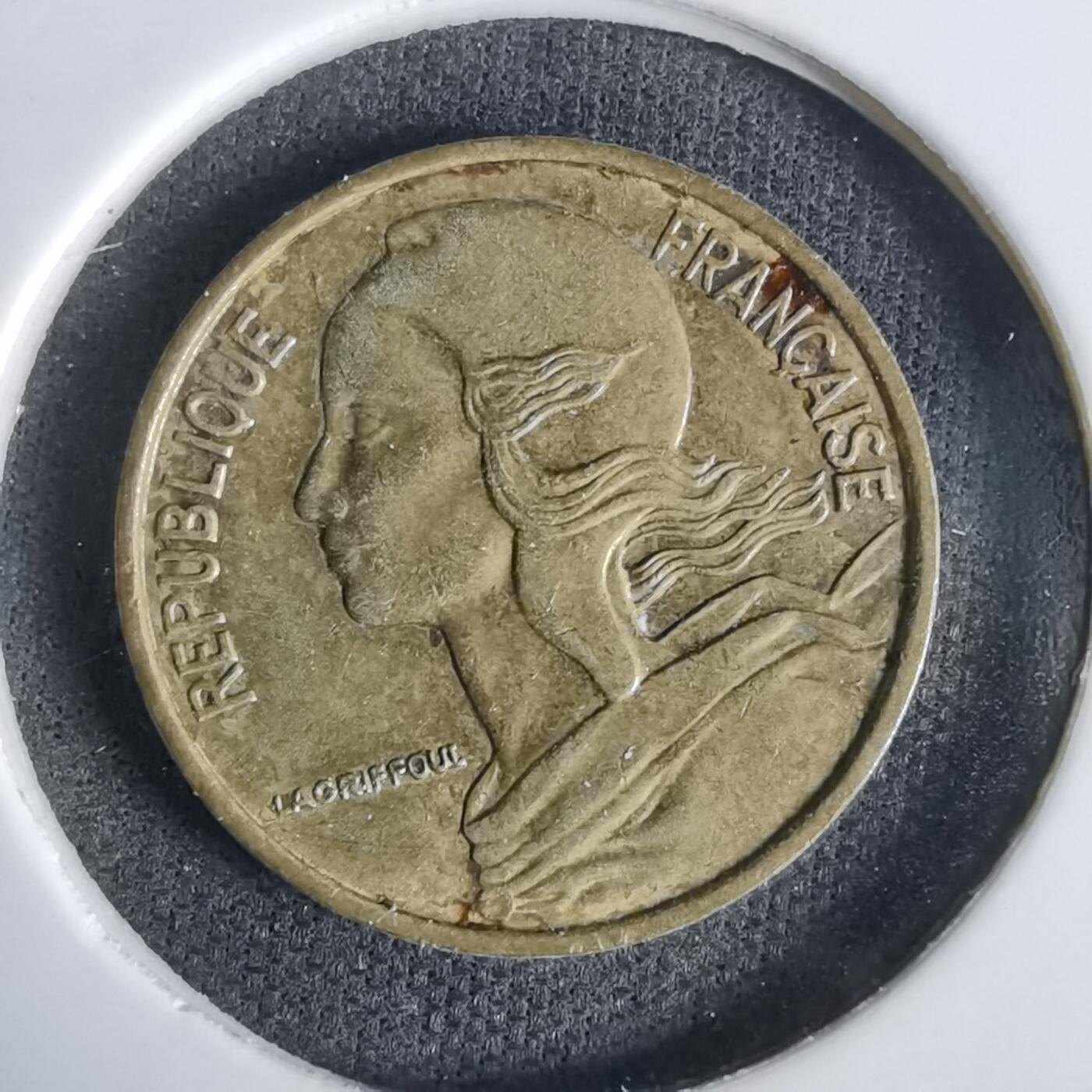 沼泽如烟--第1027场 法国1968年五分