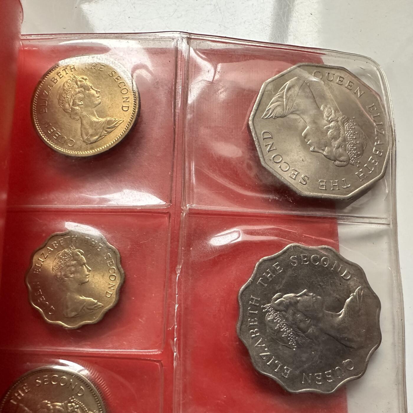 🌹外币初藏🌹🐯2026年第32场   每周二四六晚8️⃣点 接代拍  香港汇丰银行红本流通硬币套装  均为原光品相 保存完好