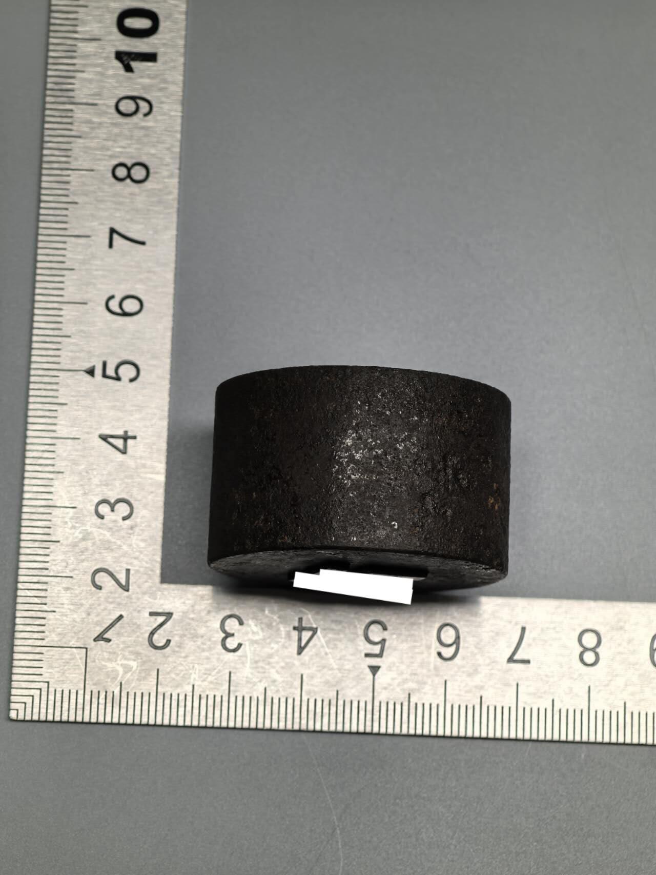 小驴勋章奖章收藏3月21日周六晚六点拍卖（珍爱和平，收藏战争，铭记历史，勿忘国耻，忠党爱国。有偿代拍，送拍规则在简介最后，参拍须阅读规则后再参拍，关系到运费包装发货时效真假辨别等关键信息，拍卖时不再发原图，看大图店主微信码在拍卖店铺介绍里） 画家喜欢的那个符号徽章的原模具，最后两图为实例，半斤重