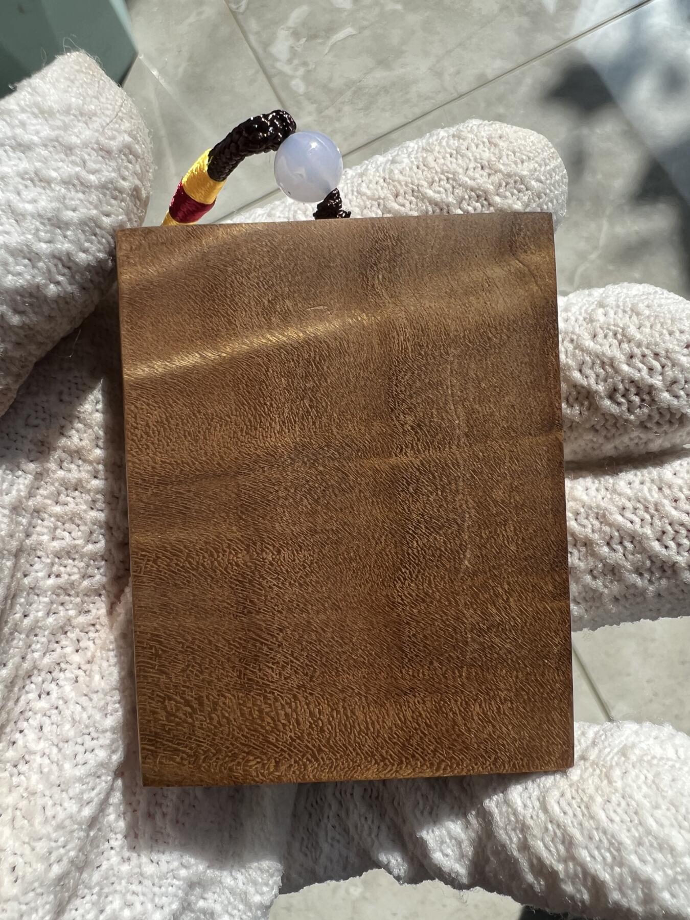 零元拍：NO52金丝楠平安无事牌，3D立体波纹。满水波香喷喷的小金砖，金光闪闪，61.5/48/16MM