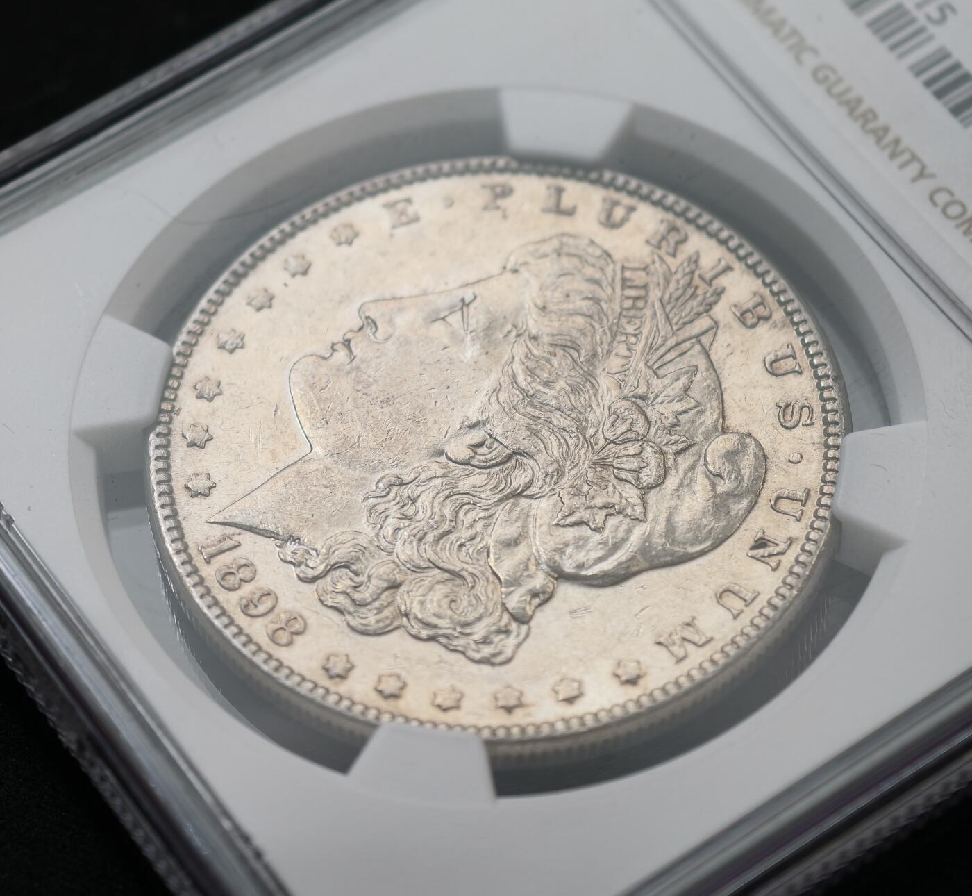 甄臻铺-世界币章拍卖（第55期），3月28日甄品场（直播拍卖）拍品征集中，送拍享返佣金等优惠多多