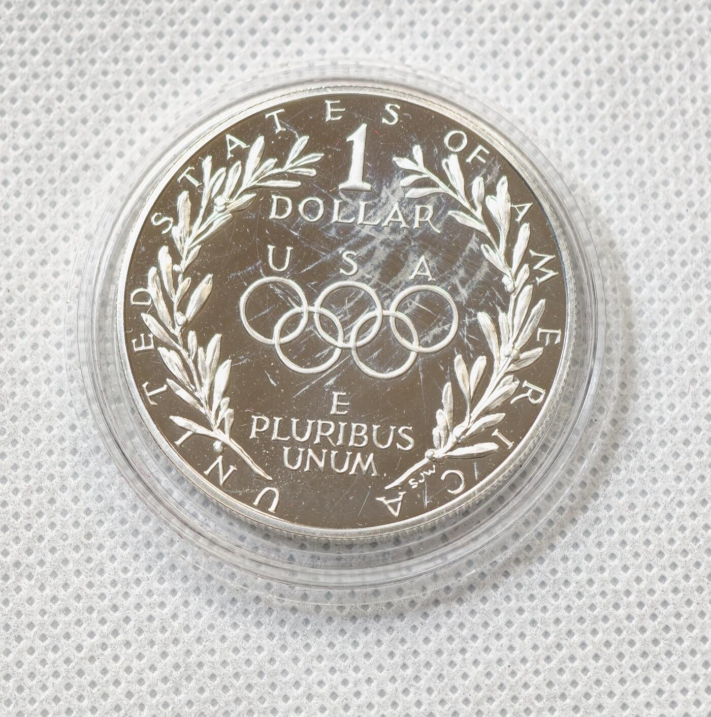 甄臻铺-世界币章拍卖（第55期），3月28日甄品场（直播拍卖）拍品征集中，送拍享返佣金等优惠多多