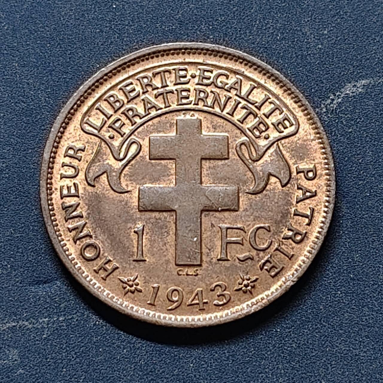 【全场包邮】纯粹捡漏拍513场 法属赤道非洲1943年雄鸡1法郎铜币 UNC品相