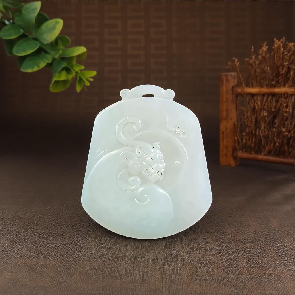 碧月说宝.君子怀瑾·当代和田玉清风专场(四) 和田玉山料瑞兽平安牌