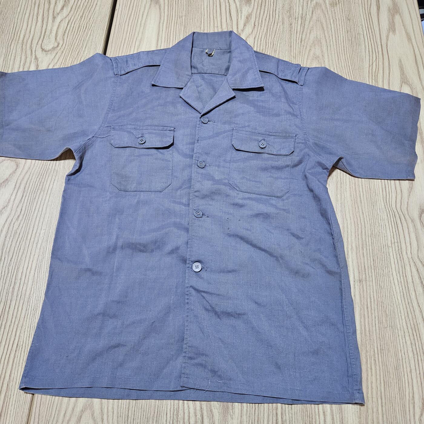 0元起拍勋章 第340期 咸鱼国勋章拍卖专场 3月22日（周日）下午6：00开始 空自短袖夏服 胸围99 肩宽41 衣长66