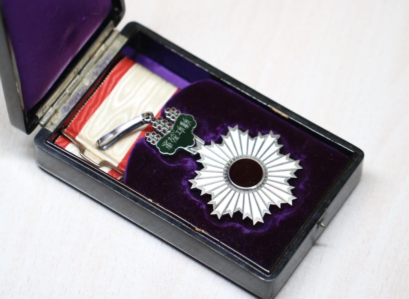 大猫徽章拍卖 第290期 勿忘国耻 三等旭日章