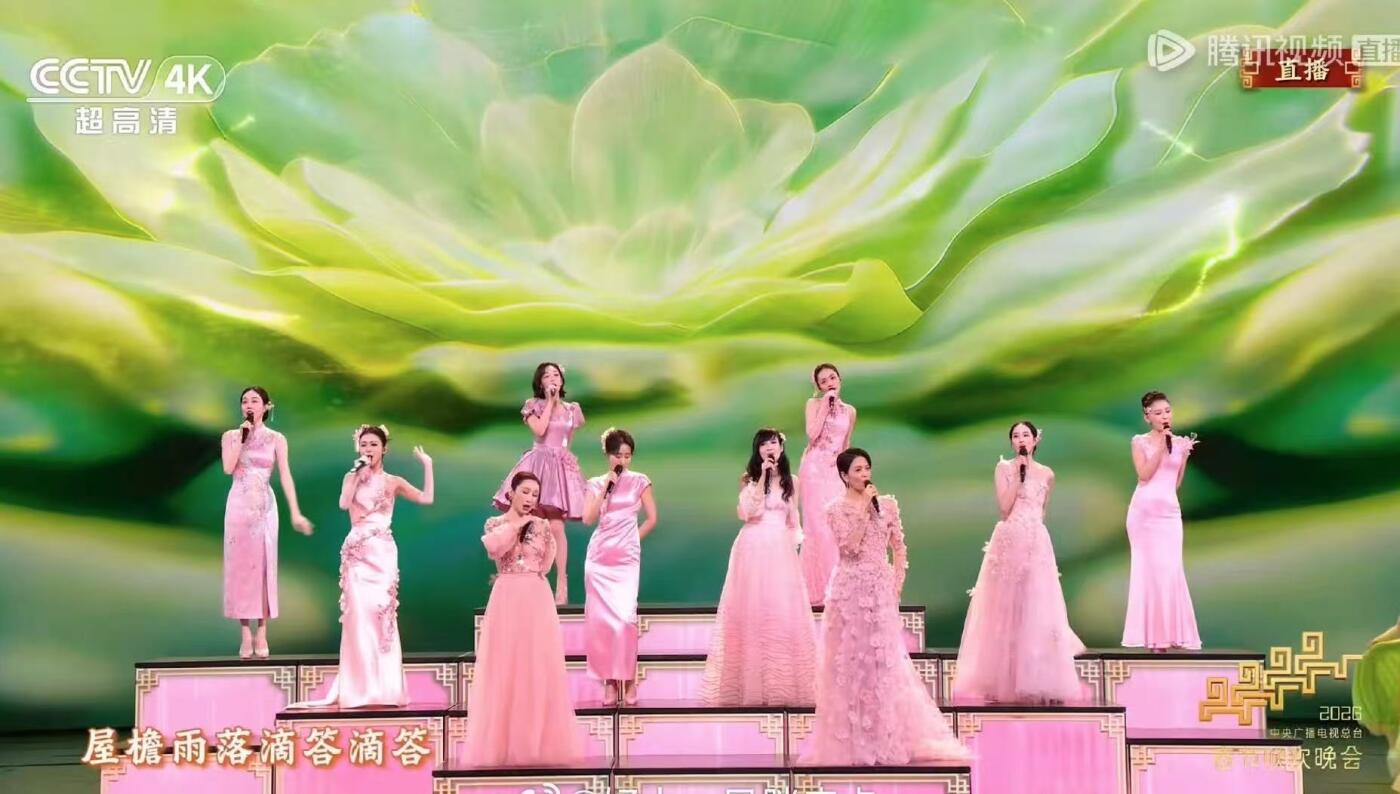 零元拍：正月最后一天重磅祭出2026总台马年春晚《立春》参演的两岸三地十位女明星周慧敏、刘敏涛、梁咏琪、秦海璐、薛凯琪、张钧甯、姜妍、热依扎、刘惜君、希林娜依·高合签中央广播电视总台×总台文创×CMG看点出品大尺寸丙午火马中国福！