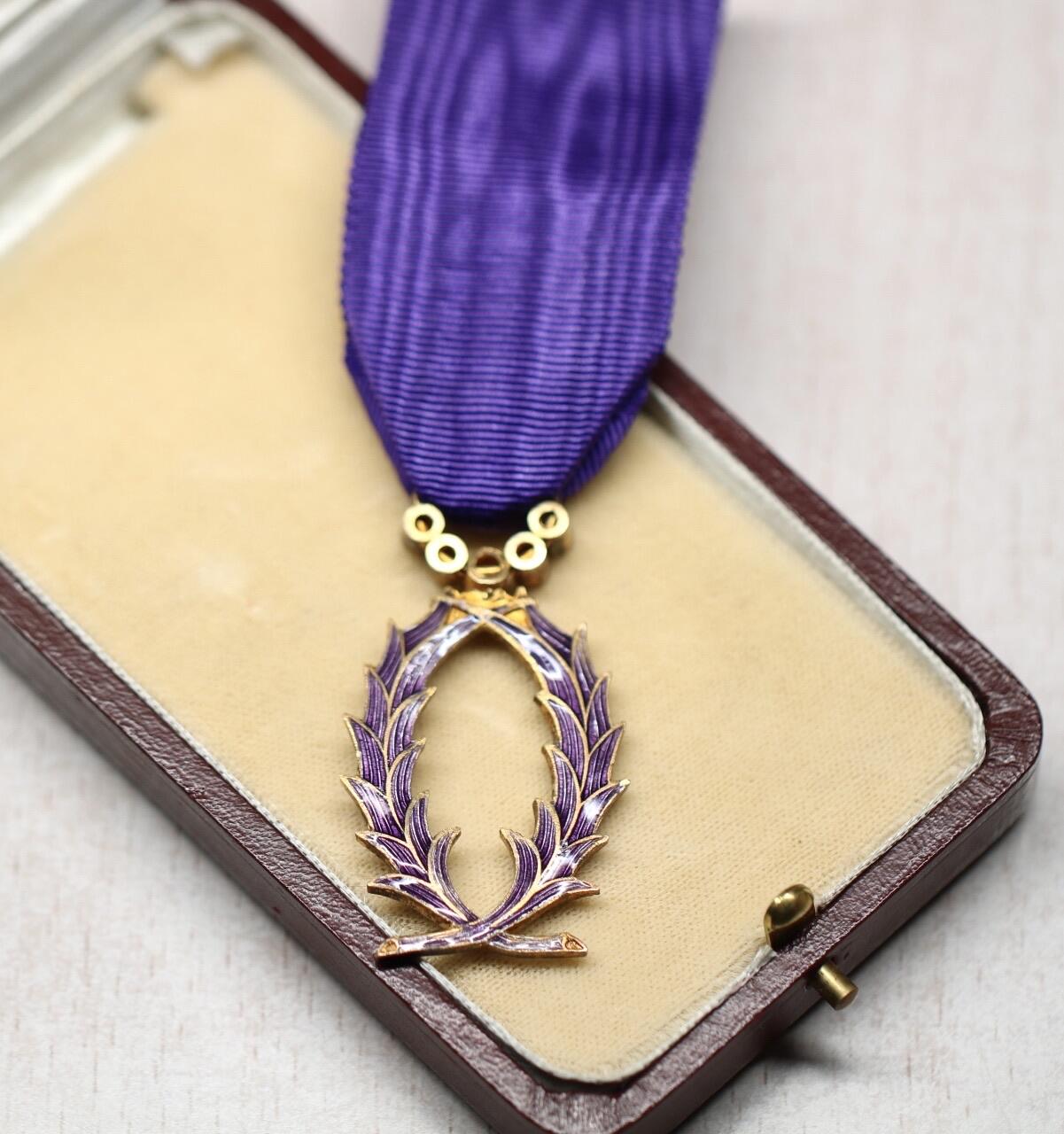 大猫徽章拍卖 第290期 法国军官级棕榈学术勋章 珠宝商定制版