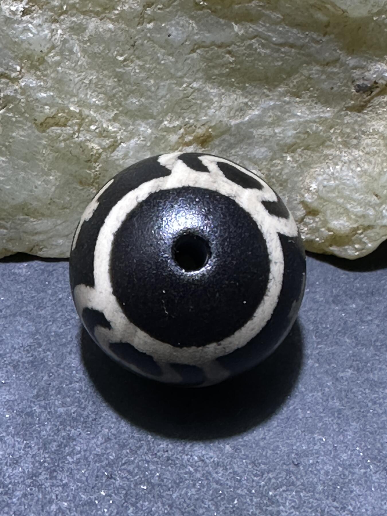 仅此一颗，藏传宝瓶天珠一颗