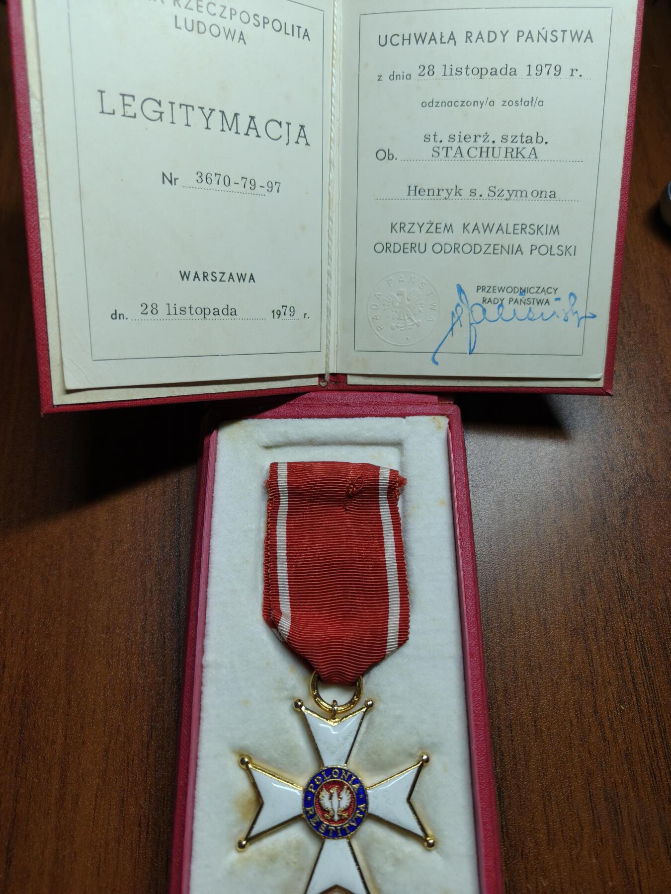 蜀地medal徽章收藏 春季精品拍场 波兰复兴勋章 少见骑士级带证一套 授予参谋上士Henryk Stachurka