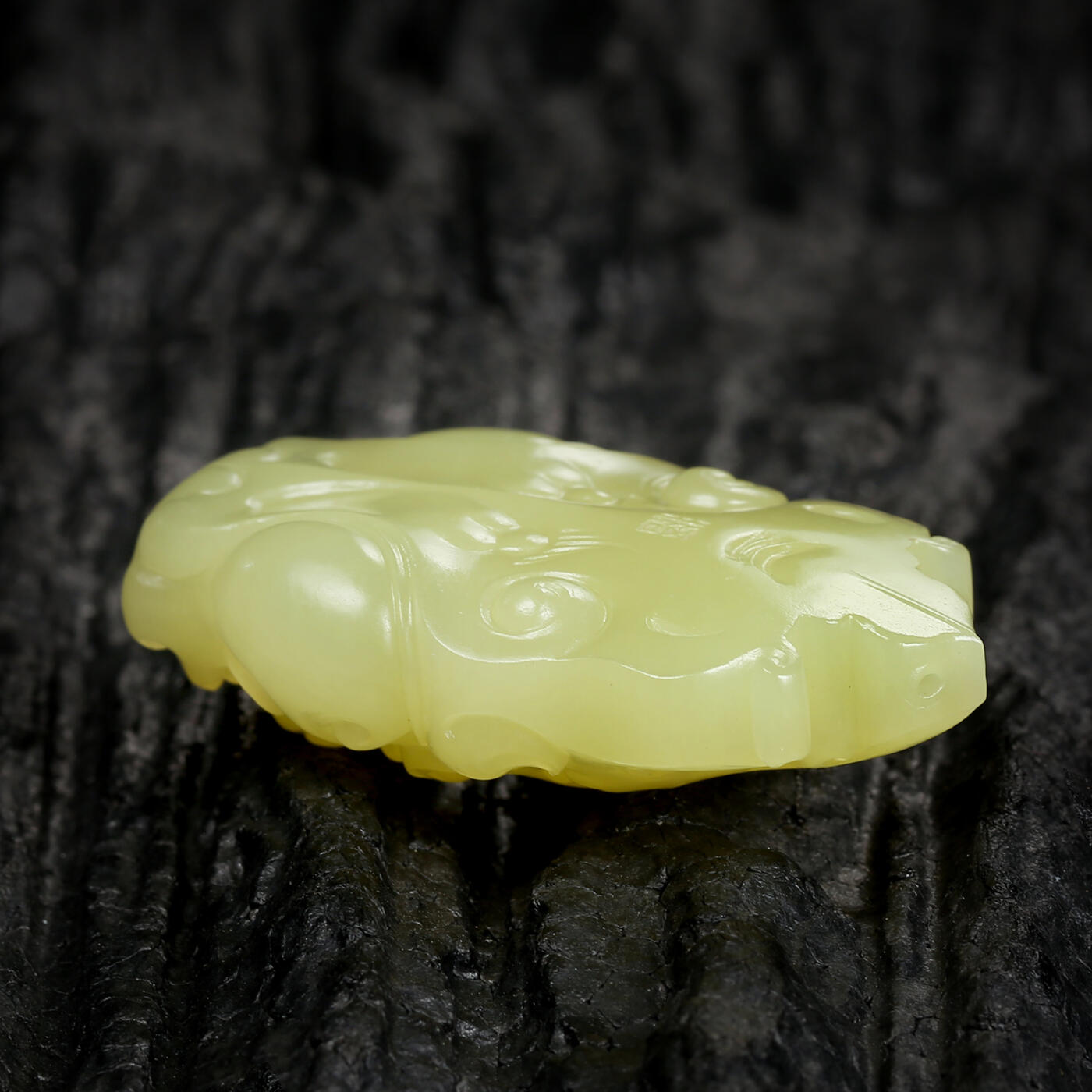 碧月说宝.君子怀瑾·当代和田玉清风专场(三) 沈杭俊 珍罕鸡油黄黄玉守护平安佩