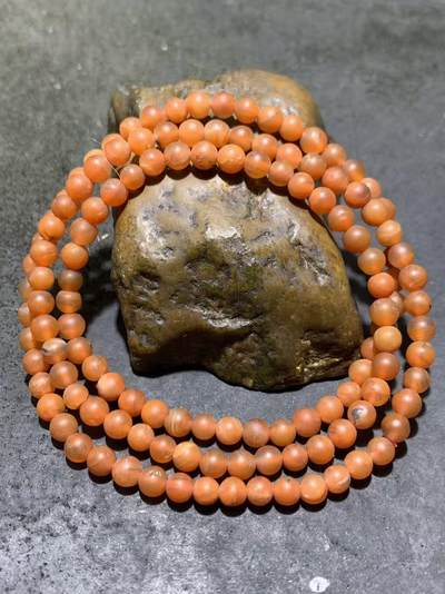 保山南红亚光多圈手串一条， - 保山南红亚光多圈手串一条，