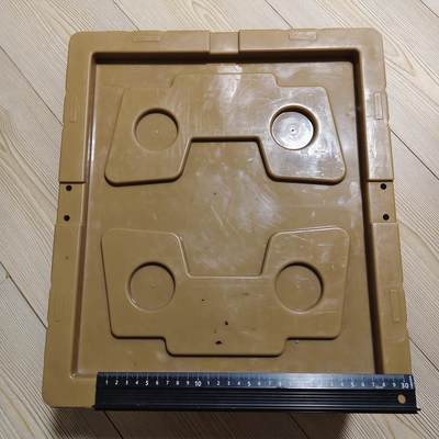 【全场包邮】纯粹捡漏拍513场 - 【收藏工具】中型整理箱（带盖）