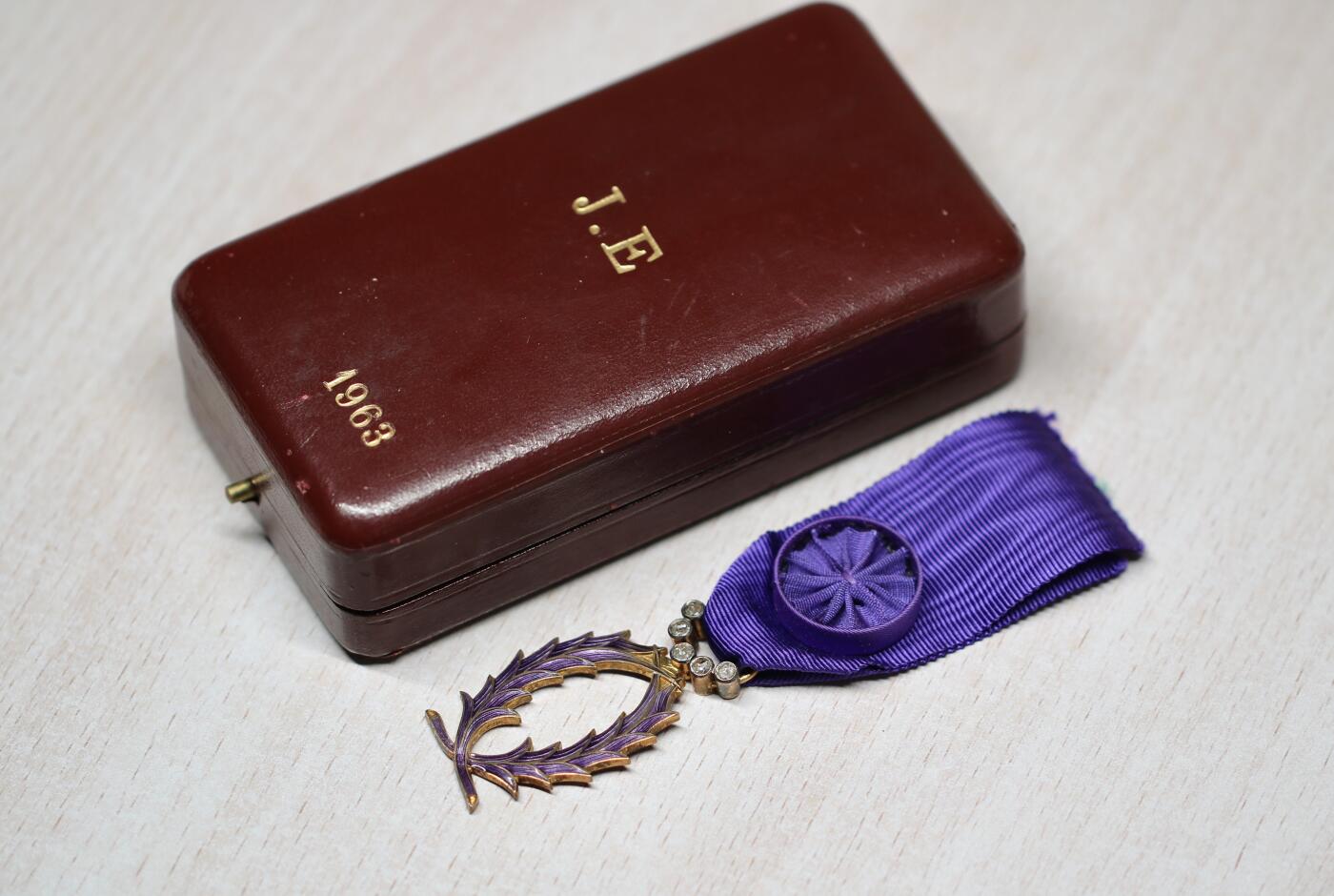 大猫徽章拍卖 第290期 法国军官级棕榈学术勋章 珠宝商定制版