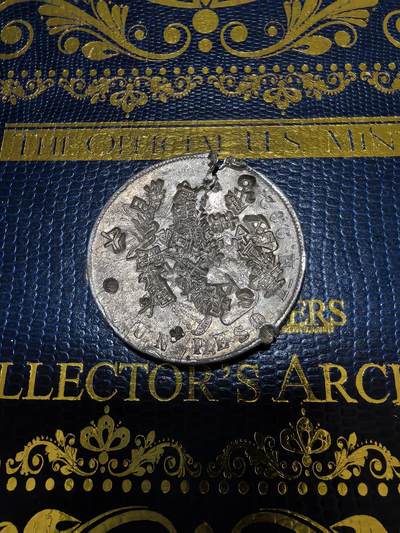 长老汇马年精选第十二场拍卖 - 1872Zs H墨西哥自由帽天平1比索鹰洋，萨卡特卡斯造币厂，有戳，有裂