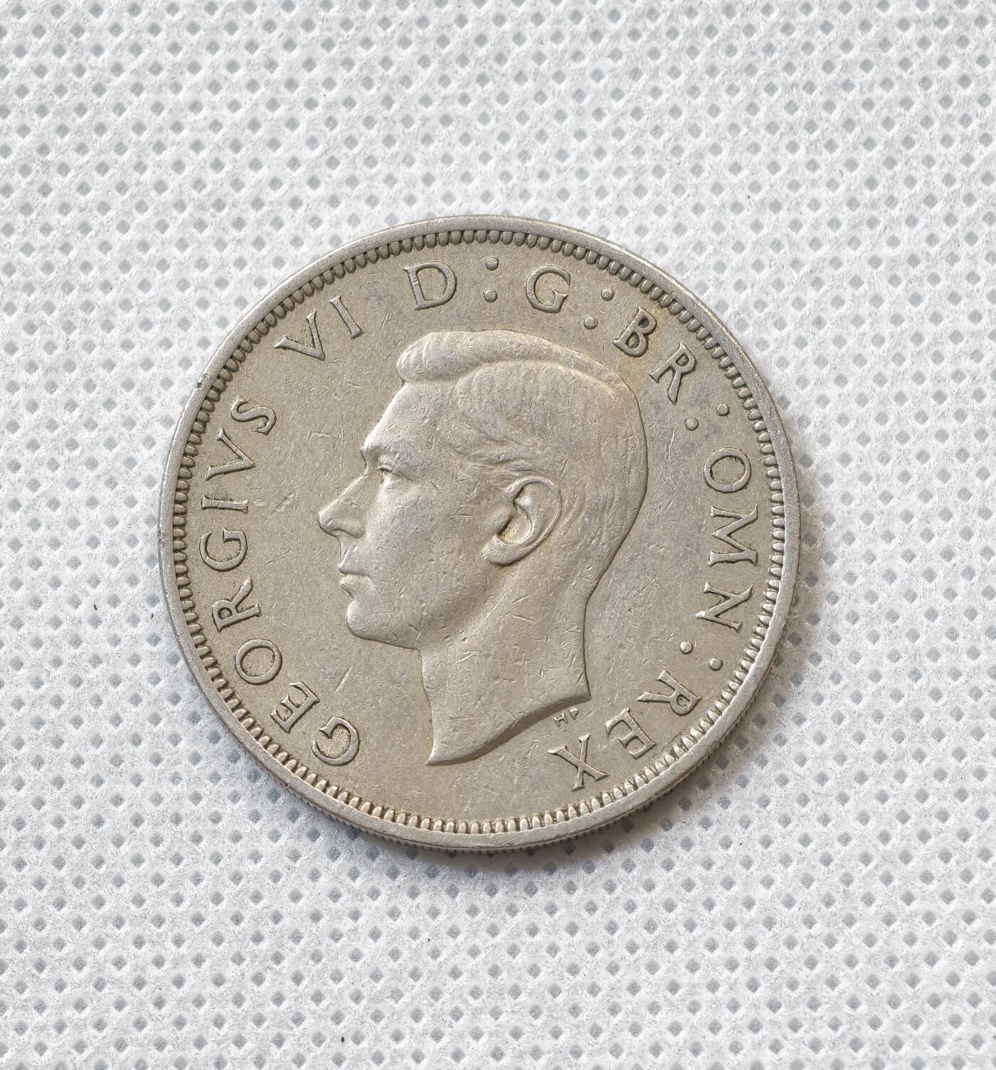 甄臻铺-世界币章拍卖（第55期），3月28日甄品场（直播拍卖）拍品征集中，送拍享返佣金等优惠多多 1950年英国半克朗大币