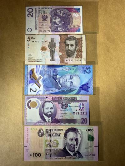 【礼羽收藏】🌏世界钱币拍卖第131期 - 全新UNC 外币 5张 无4号码