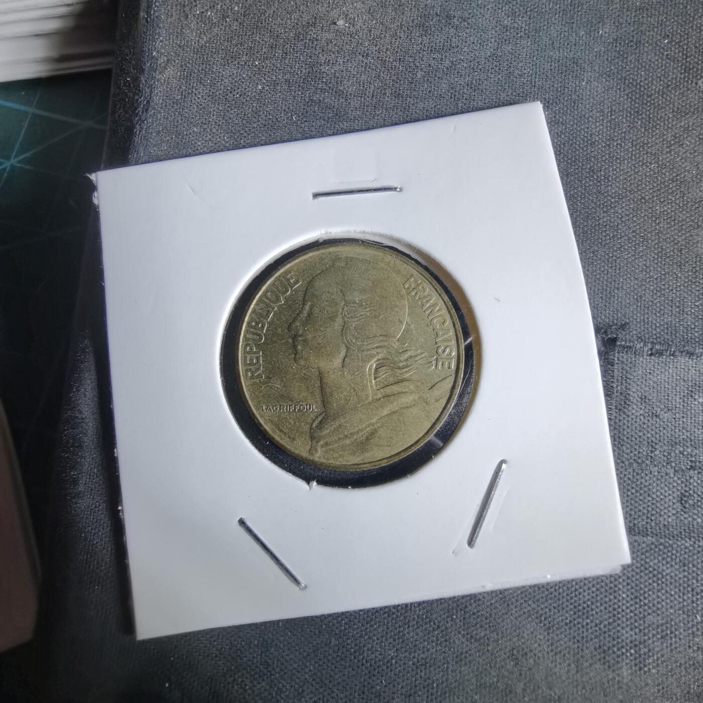 沼泽如烟--第1027场 法国1983年20分