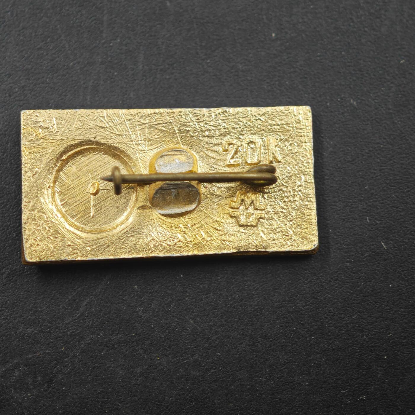 3月20日结束，成斌徽章钱币专场 列宁证章