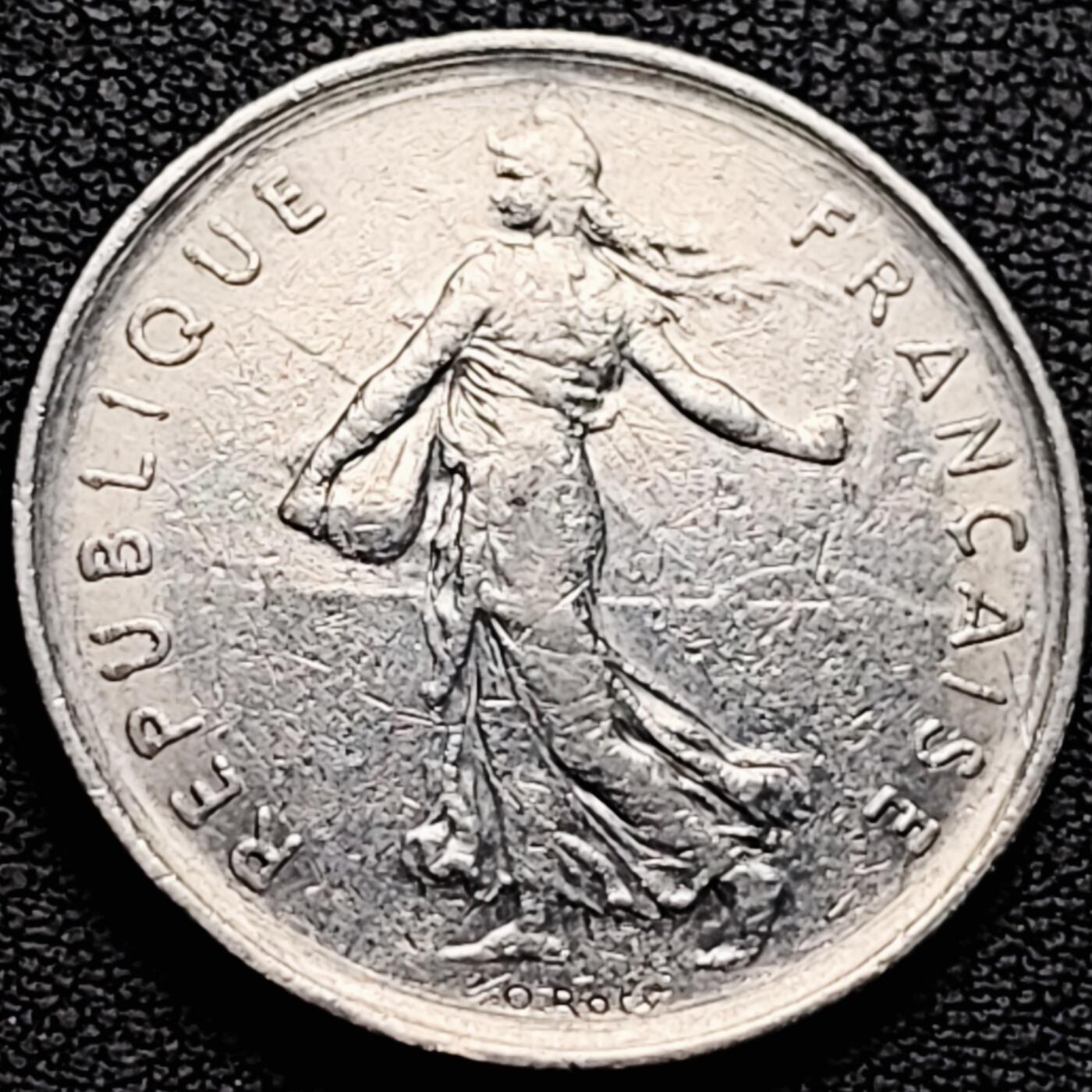 泉币菌-第214场-拍品多 请提前出价（工作最近较忙 发货不及时，望理解） 。