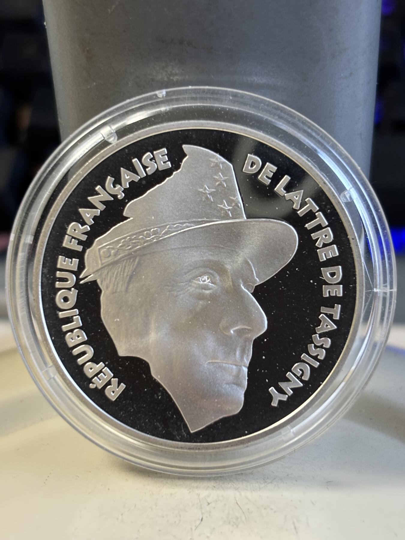 第194期拍卖 法国1994年二战胜利50周年系列将领塔西尼纪念银币，900银，发行30000枚，22.2克