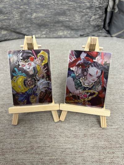 喜灰玩卡拍卖第五期，接拍品0佣金，欢迎送拍，释放现金流，让自己有资金可以购买更多喜欢的卡牌，让别的卡友能淘到更多心仪的卡牌 - 启读 李广老师绘 粗闪特卡 孙悟空、哪吒119/300编