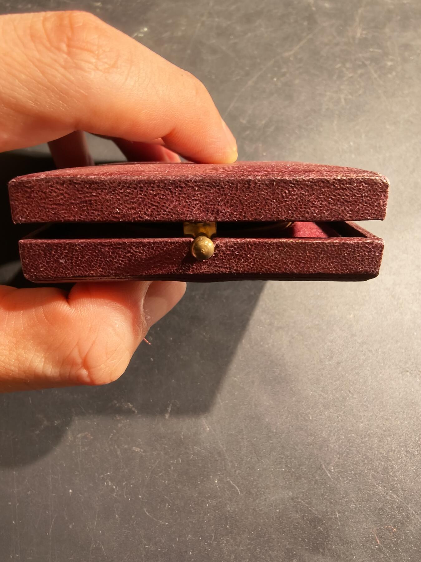 老王徽章第188期 法国农业科学院氮工业奖大铜章    播种女神     原盒，盒子扣不紧     直径50mm    重量67.3g 