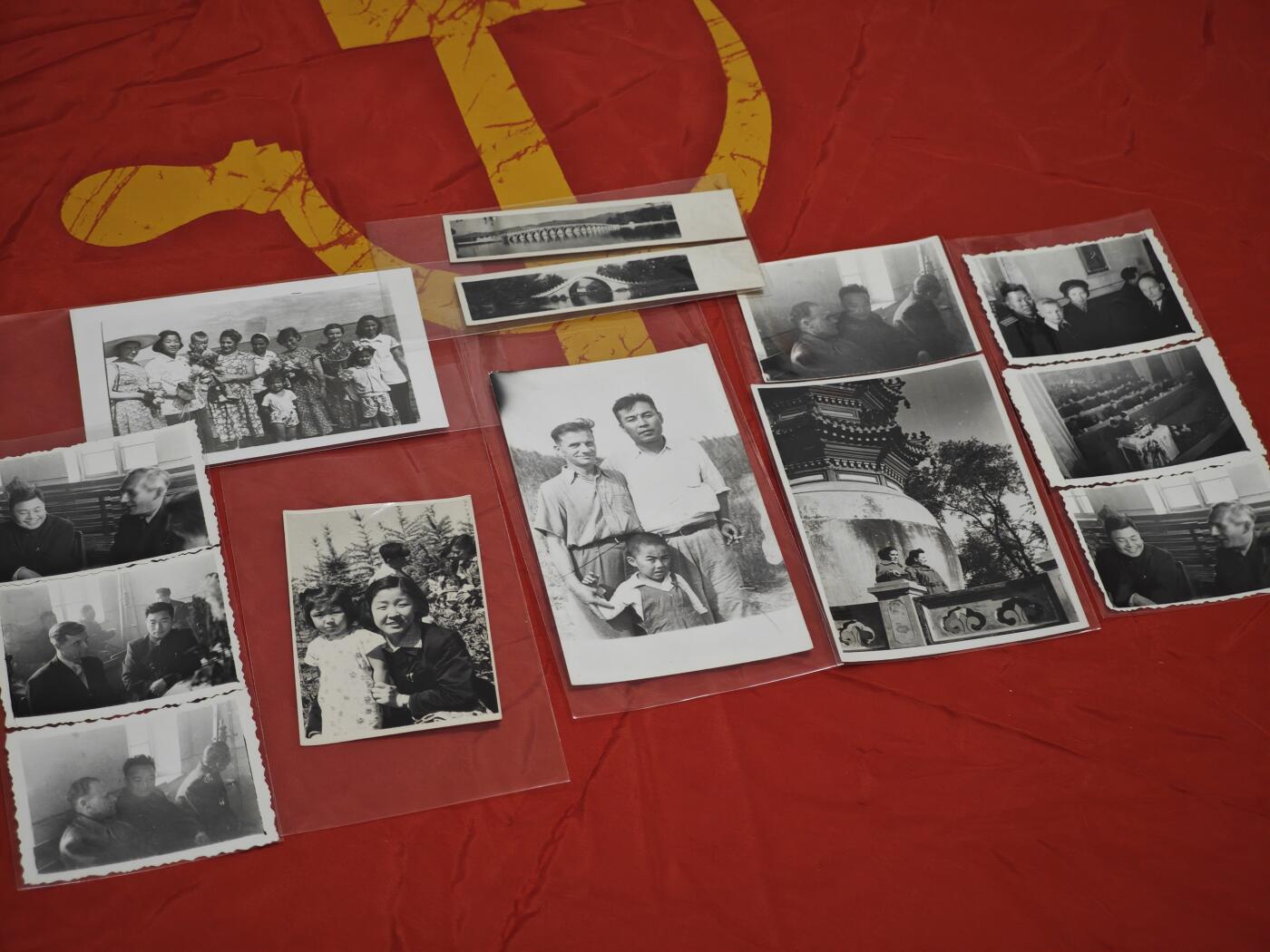 橙子收藏第六期  这是一组1957年中苏友好黄金时期的私人老照片与亲笔手札，林华和М. М-рин好友。是冷战初期中苏两国民间深度交往的鲜活实物见证，兼具史料价值与人文温度，为研究50年代中苏民间交流提供了珍贵的一手素材。