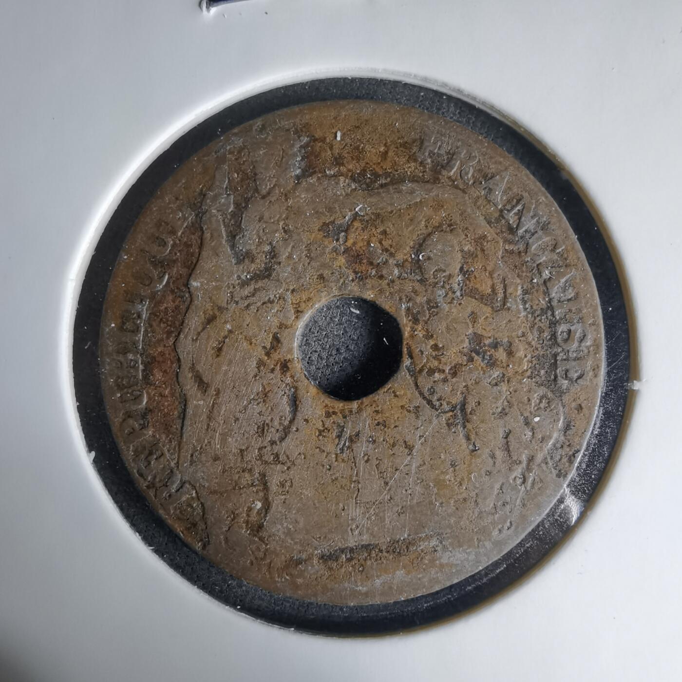 沼泽如烟--第1033场 法国1923年一分