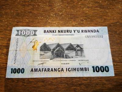 零零发流通品外国纸币拍卖 无佣金 - 卢旺达1000