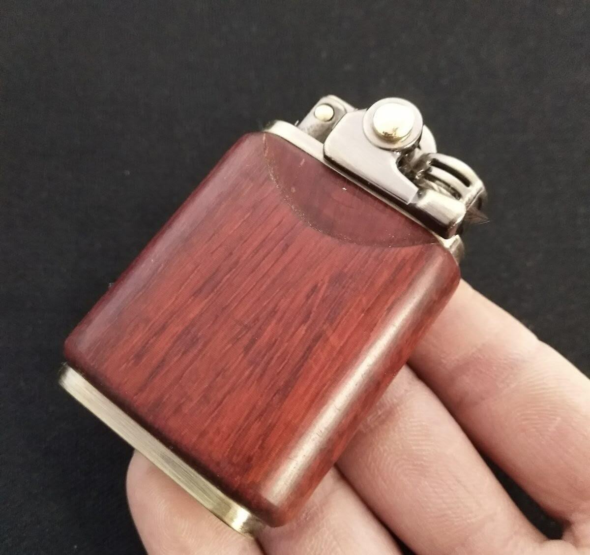 摇臂煤油打火机 