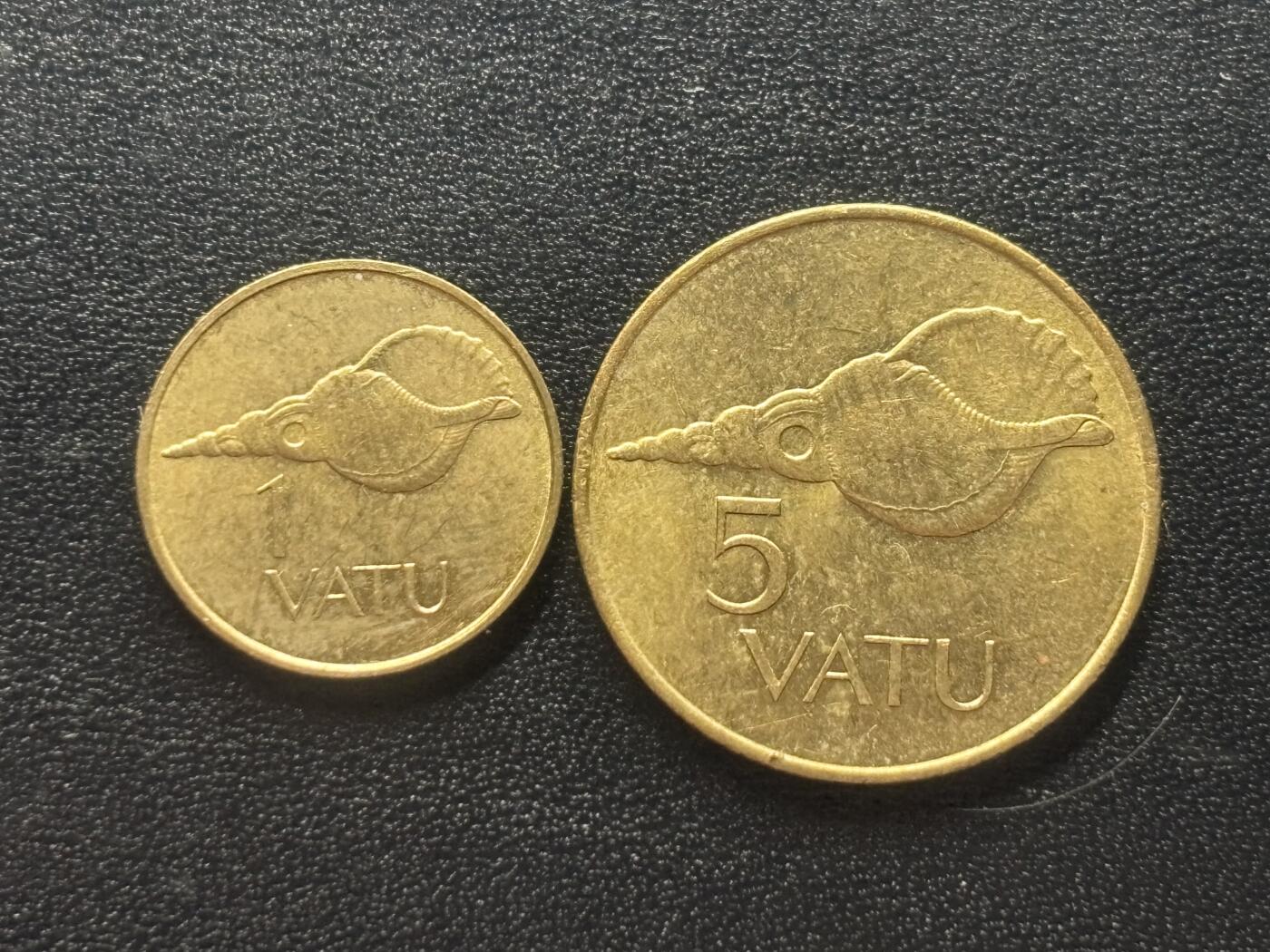 邮泉阁限时拍卖第四十三场（硬币在国外。请付邮费6元。）