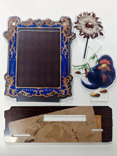 白泽卡牌限时场拍卖第1期 - 2025 卡游 哈利波特 亚克力异形卡砖展示架-蓝 未撕膜