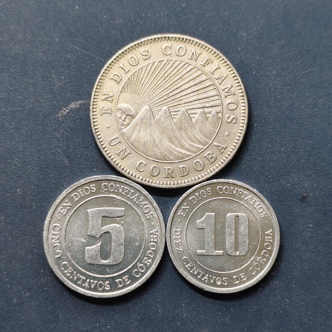 【全场包邮】纯粹捡漏拍514场 尼加拉瓜1972-1974年3枚套币-含1974年FAO纪念币2枚套币