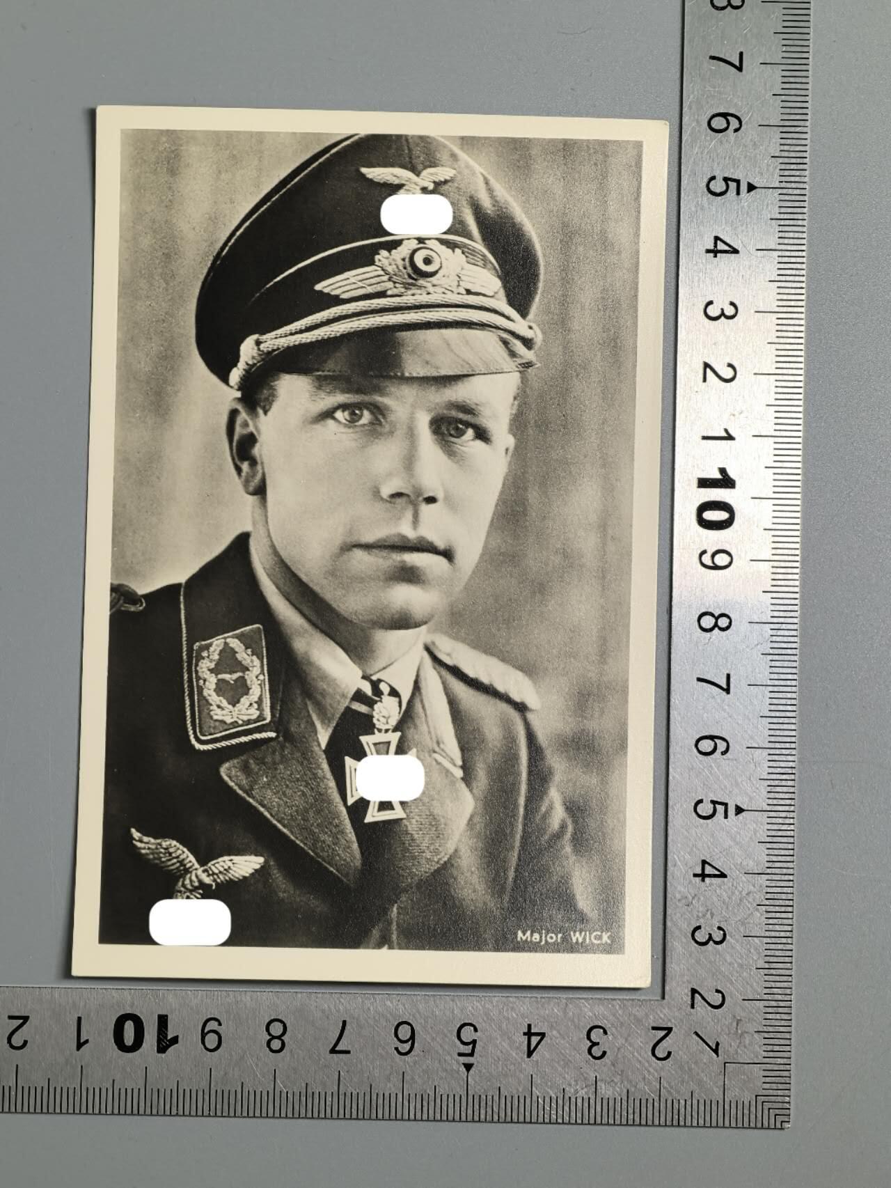 小驴勋章奖章收藏3月21日周六晚六点拍卖（珍爱和平，收藏战争，铭记历史，勿忘国耻，忠党爱国。有偿代拍，送拍规则在简介最后，参拍须阅读规则后再参拍，关系到运费包装发货时效真假辨别等关键信息，拍卖时不再发原图，看大图店主微信码在拍卖店铺介绍里）