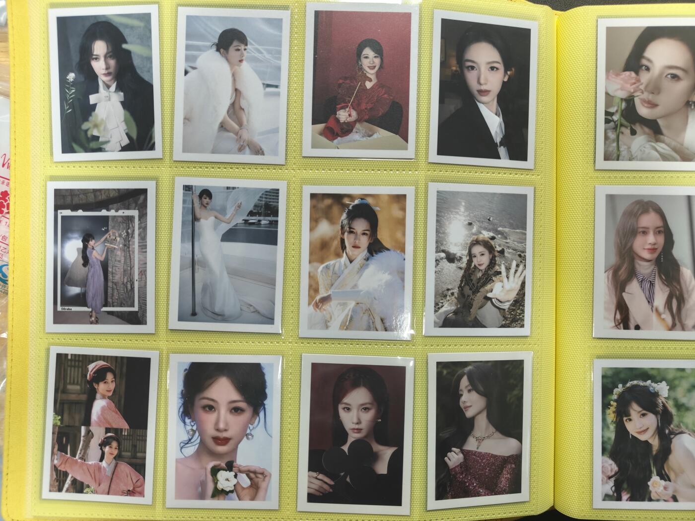 天玑星卡拍第181期《3.26周四截拍》持续收拍收评中 满赠卡需备注 明星小卡186张 宝可梦十二宫固定页卡册一本