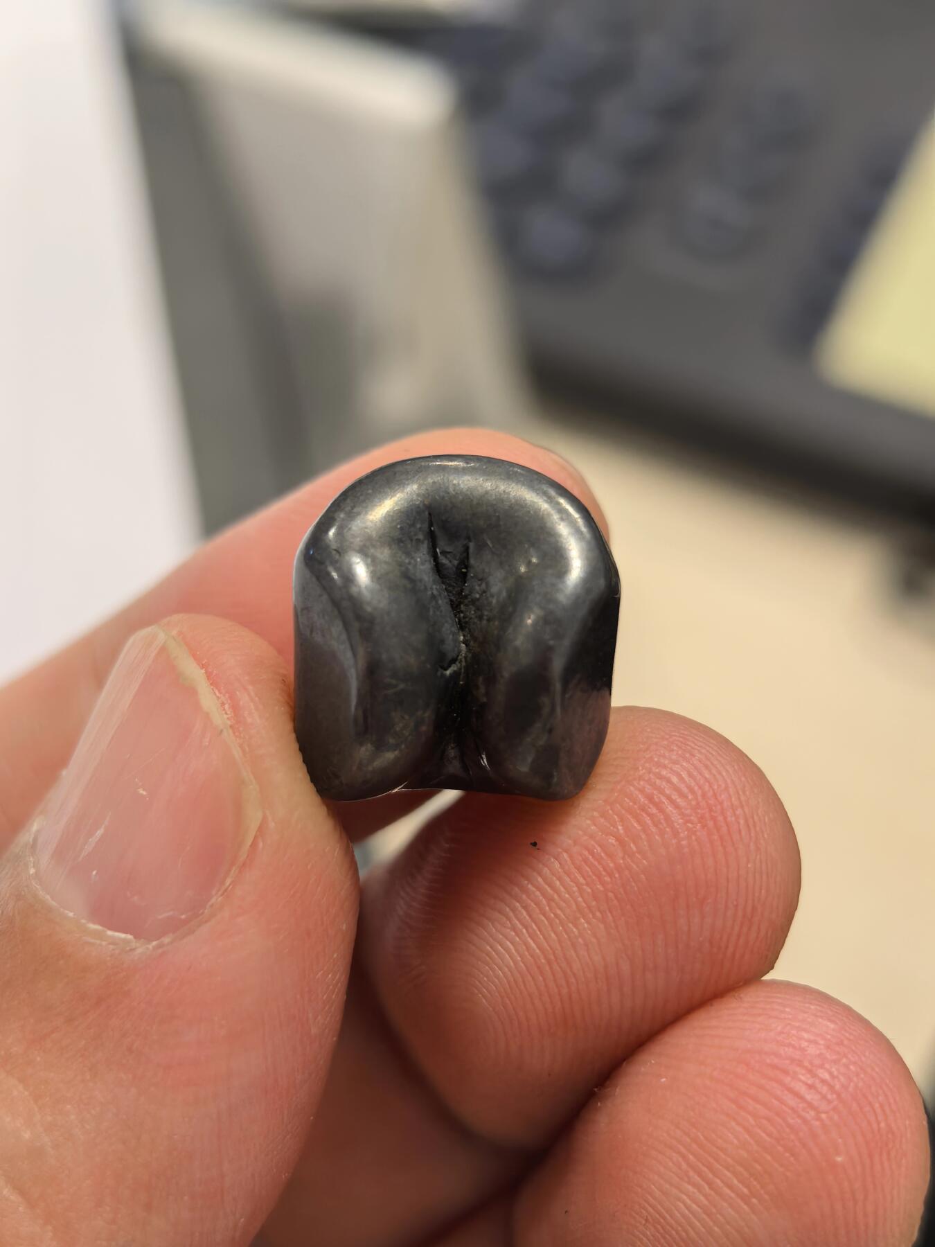 博洋堂世界钱币拍卖第165期（全场包邮） 泰国18世纪子弹银屁股锭 1泰铢 15.1g 收藏级