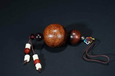 上海都达杂项专场100【全场包邮】  - 海南黄花梨圆珠手机挂件69-374