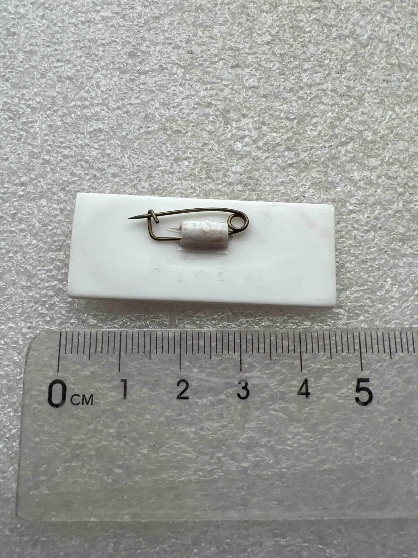 真品像章、纪念章 真品像章、纪念章