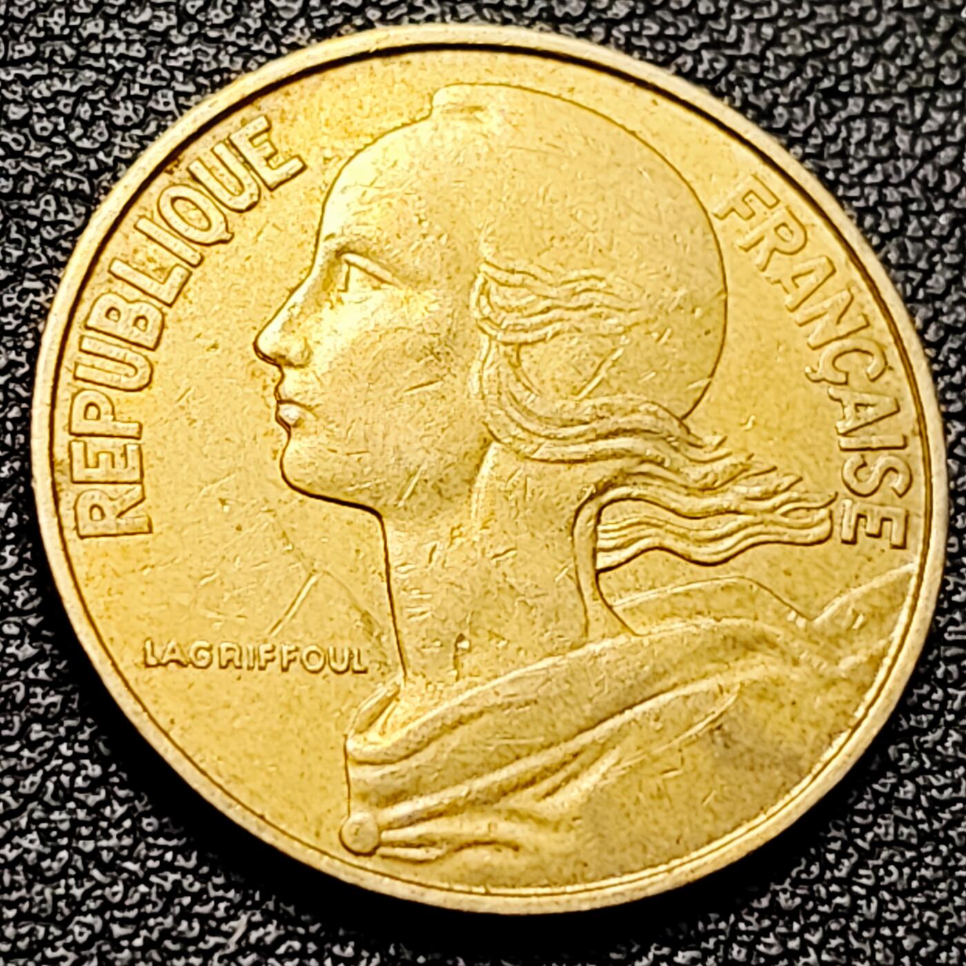 泉币菌-第215场-拍品多 请提前出价（工作最近较忙 发货不及时，望理解） 。