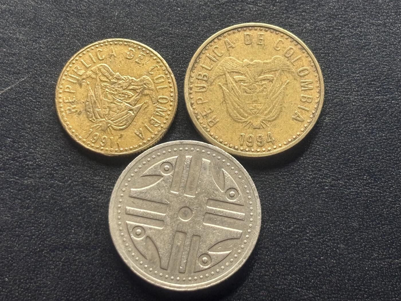 邮泉阁限时拍卖第四十三场（硬币在国外。请付邮费6元。） 哥伦比亚3枚