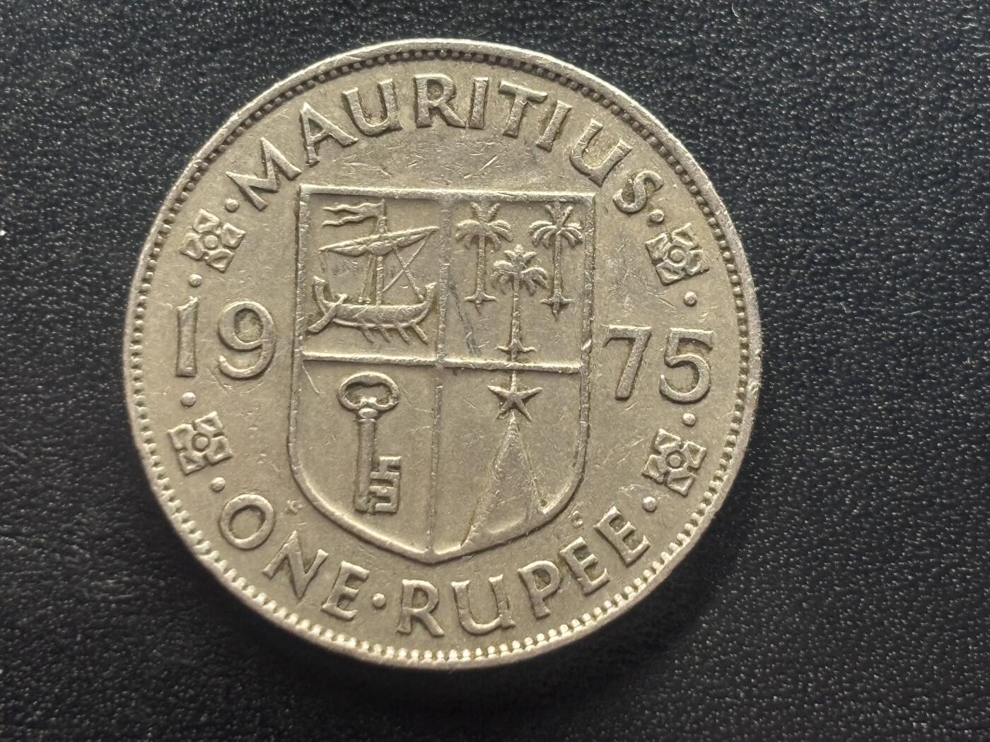 邮泉阁限时拍卖第四十三场（硬币在国外。请付邮费6元。） 英属毛里求斯1975年1卢比