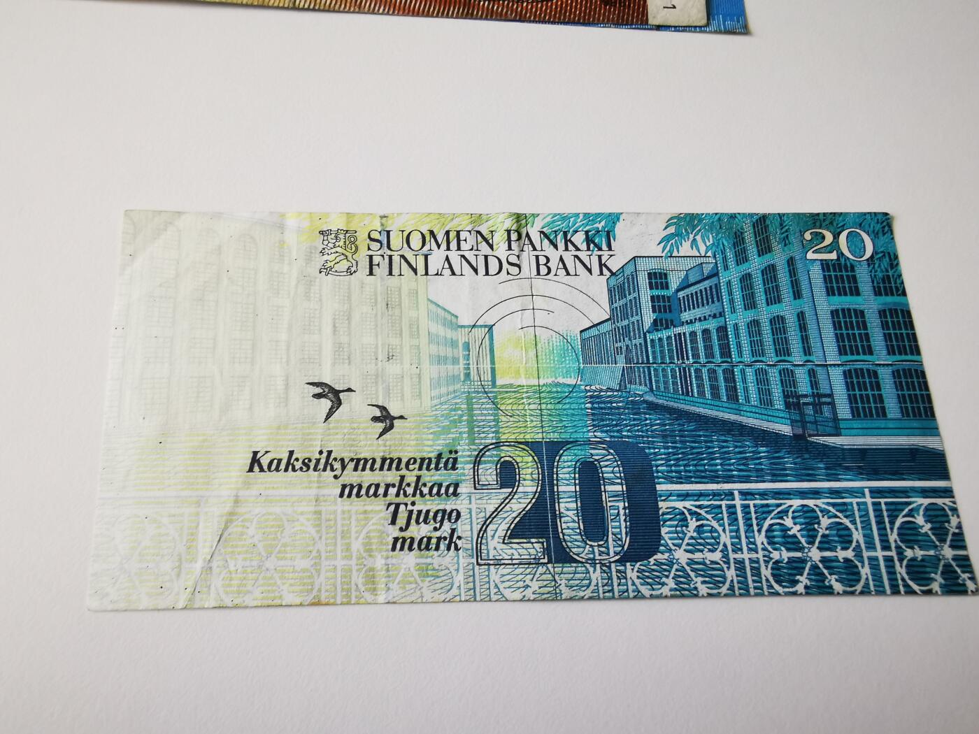 零零发流通品外国纸币拍卖 无佣金 芬兰20马克有小裂口