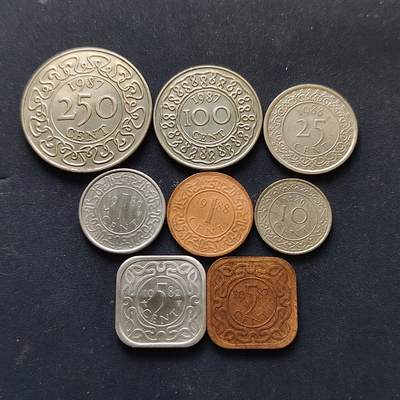 【全场包邮】纯粹捡漏拍514场 - 苏里南1982-1989年8枚套币-含1/5分2个版本