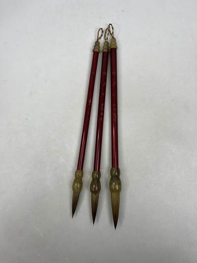 江南站杂件场 - 毛笔三支