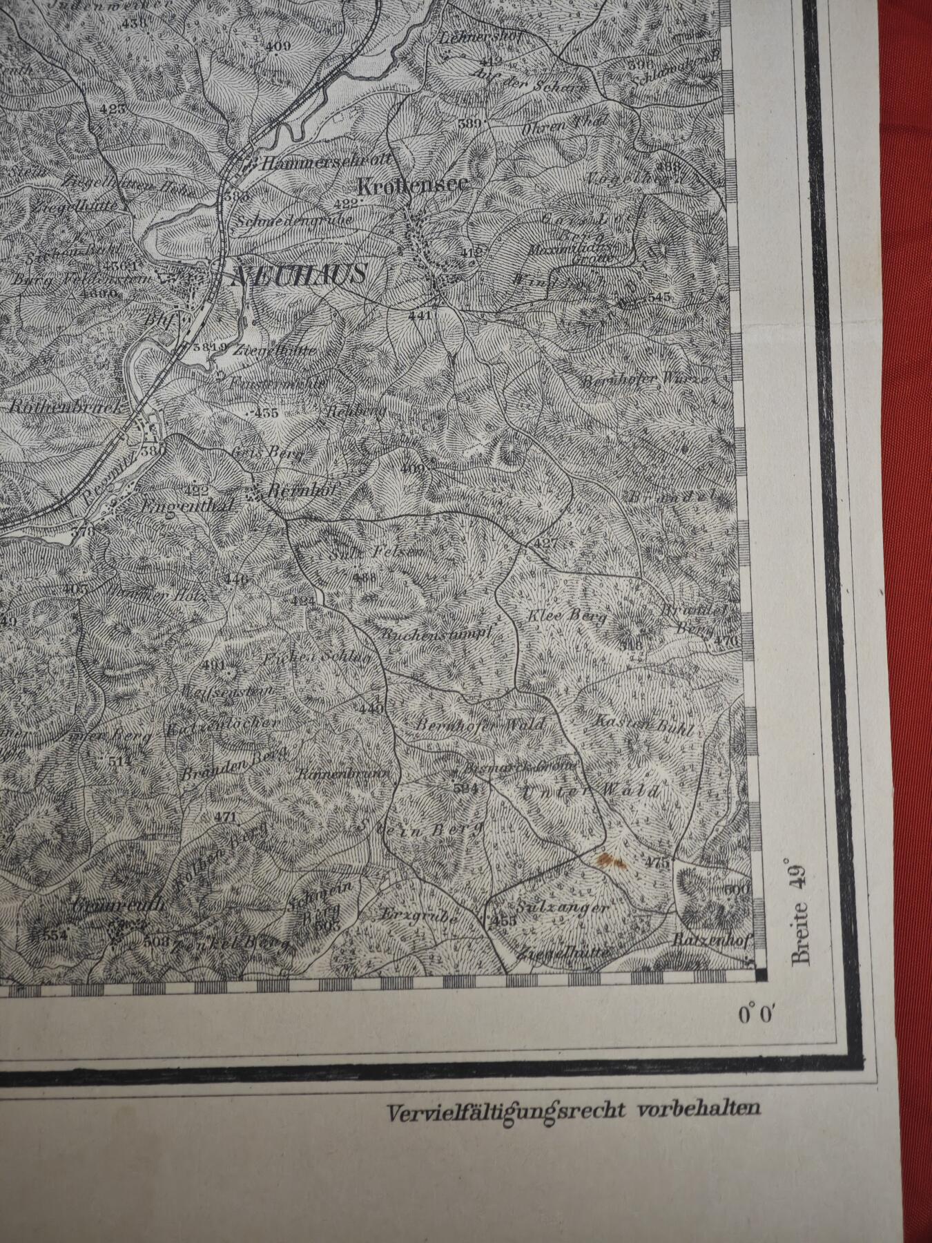 橙子收藏第六期  1881年巴伐利亚 佩格尼茨（西部）地形图  高精度地形图，既承载了19世纪末德国测绘科学的成就，也烙印了纳粹时期的军事扩张痕迹，更见证了二战末期盟军解放南德的历史进程，兼具地理、军事与文物三重价值。   