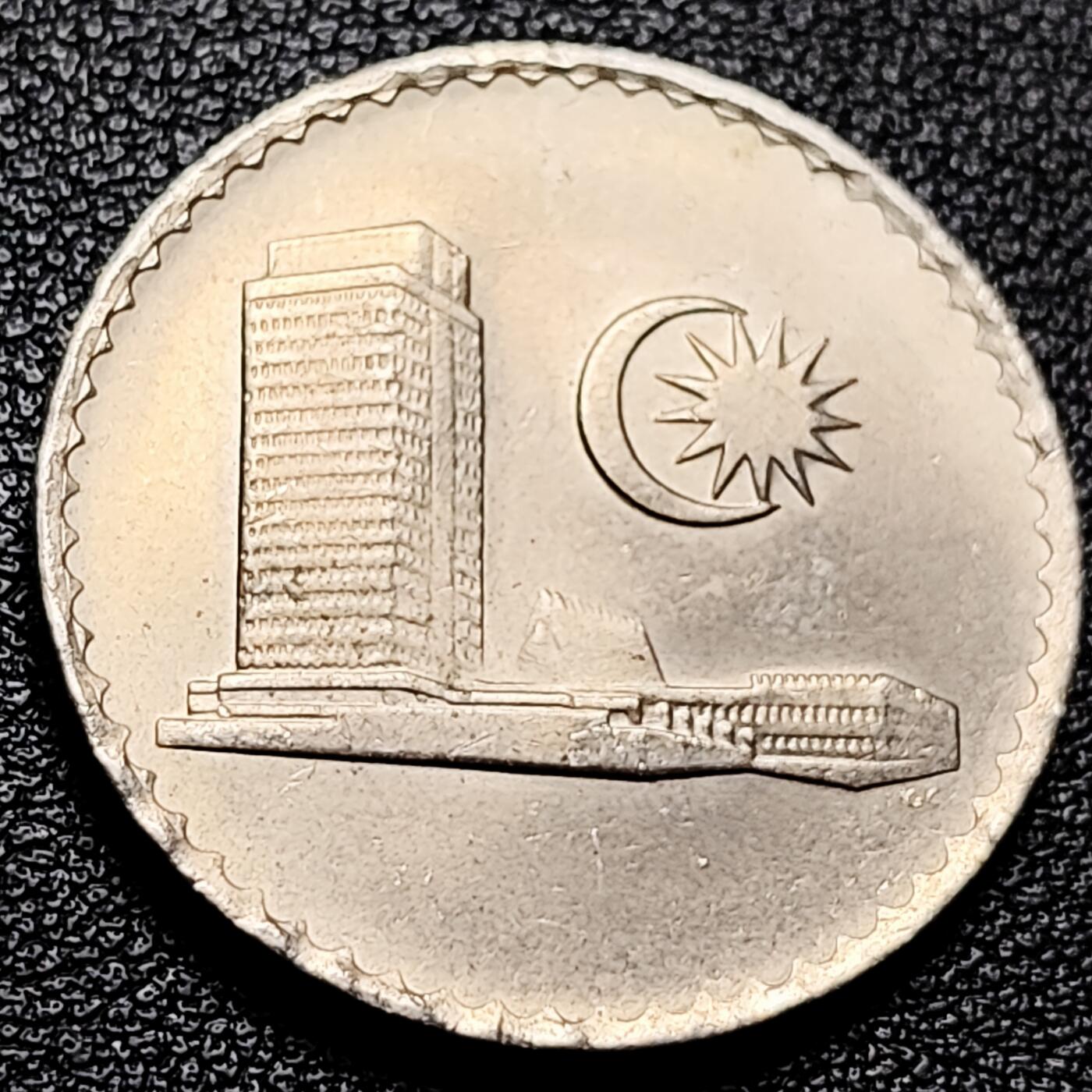 泉币菌-第215场-拍品多 请提前出价（工作最近较忙 发货不及时，望理解） 。