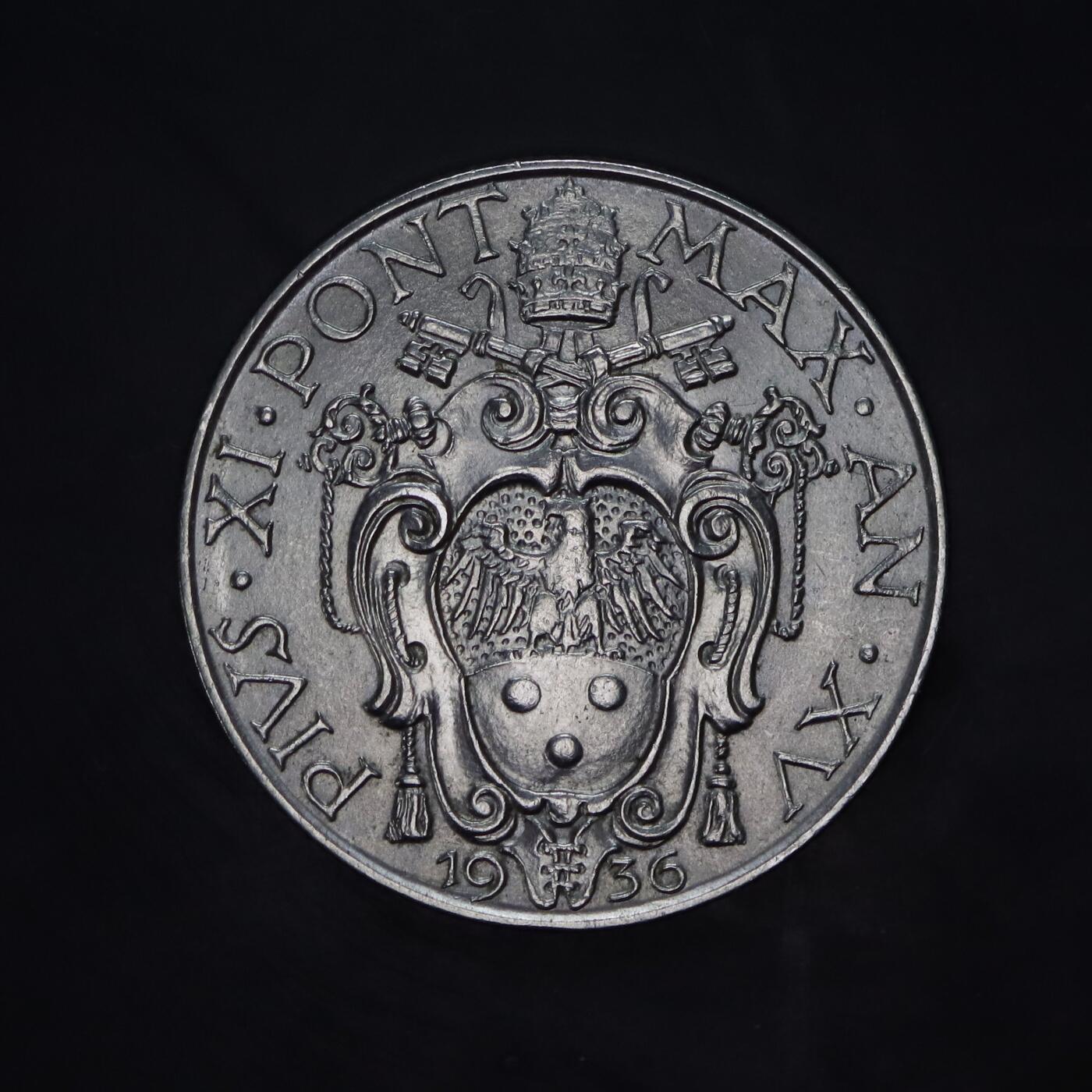 观钱 近现代机制币拍卖No.005（全场顺丰包邮，不区分偏远地区）   梵蒂冈 1936 年 无玷圣心圣母像 1 里拉镍币，古典主义雕刻风格精湛，宗教题材富有感染力。