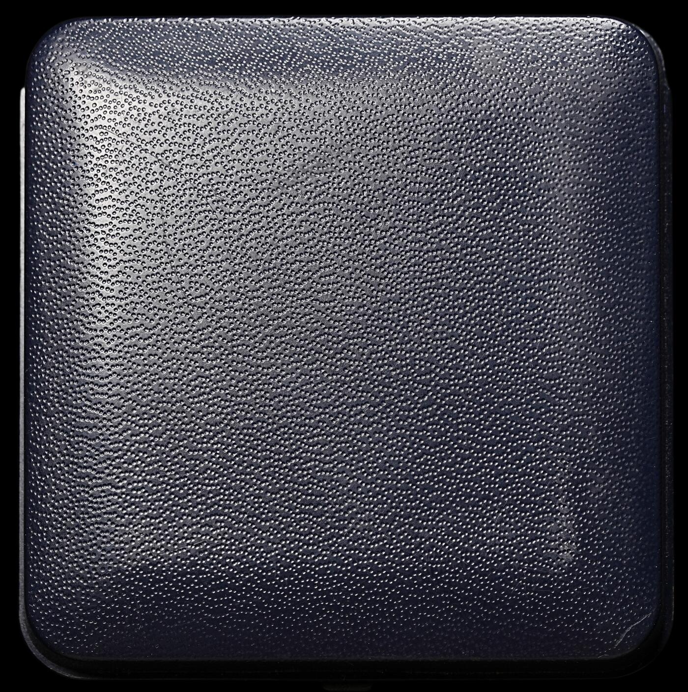 修遠堂世界钱币第108期 丹麦瓦埃勒市政厅百年纪念银章（1879–1979），34.83mm，26.66g，925银