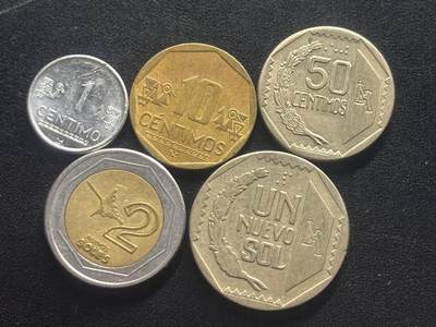 邮泉阁限时拍卖第四十三场（硬币在国外。请付邮费6元。） - 秘鲁5枚